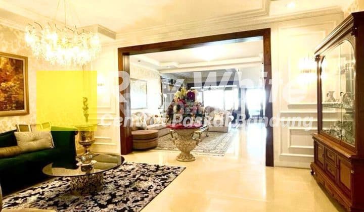 Rumah Mewah di Daerah Gegerkalong Hilir Bandung