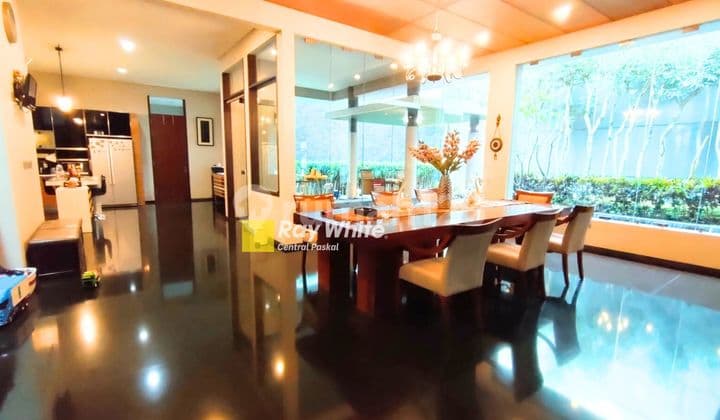 Luxury House in Setraduta Bandung