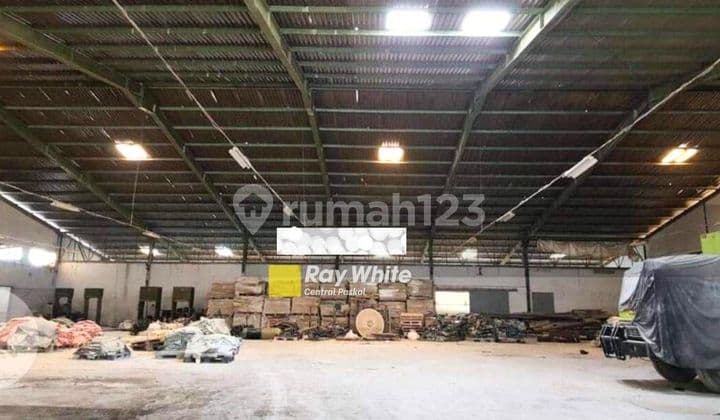 Gudang Abdul Rahman Saleh Kota Bandung