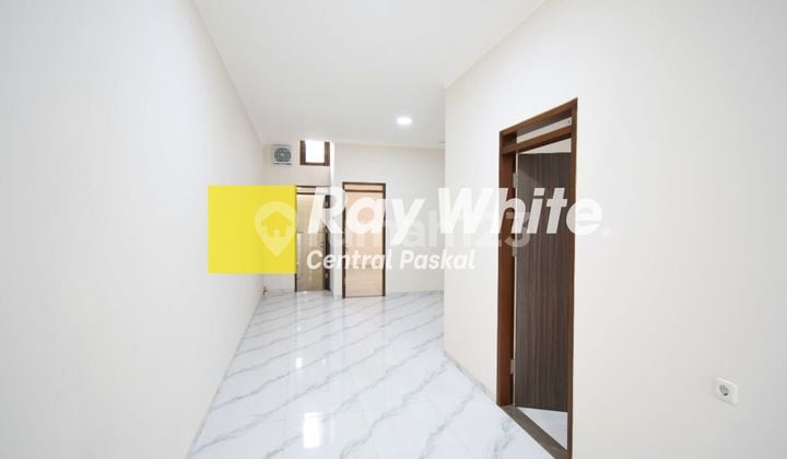 Rumah Lux di Taman Holis Indah Bandung