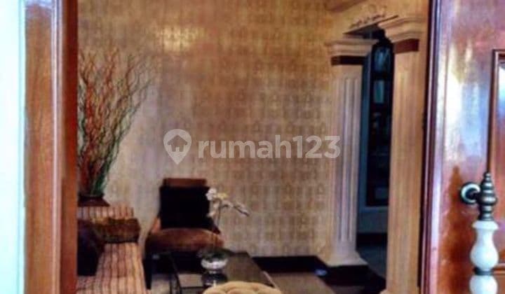Di Jual Rumah Modern 2 Lantai di Kebon Jeruk Jakarta Barat