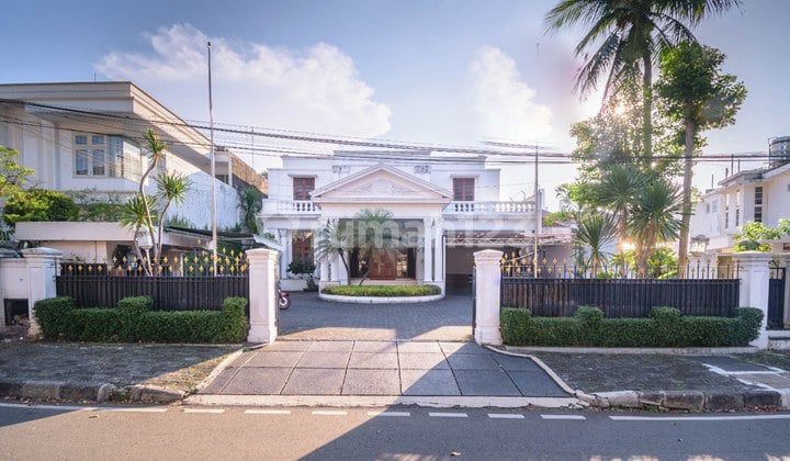 Rumah Sewa Menteng Lokasi Prime Dekat Diponegoro untuk Kantor