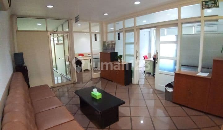 Jual Mini Building Menteng Jalan Raya Bawah NJOP Termurah