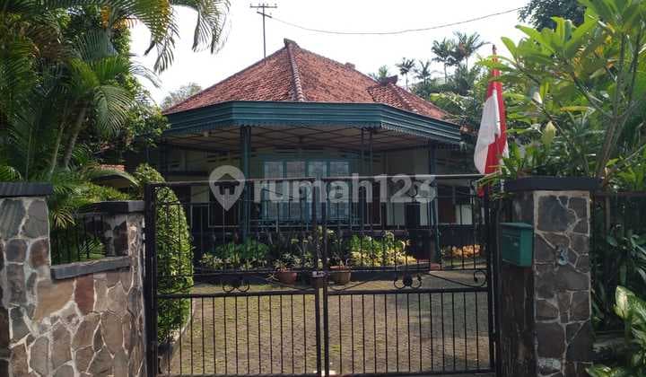 Dijual Rumah di Menteng Lokasi Sangat Strategis
