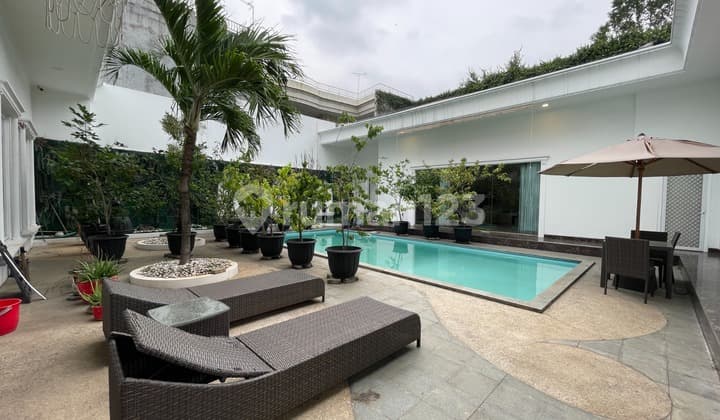 Dijual Rumah Idaman di Menteng Jakarta Pusat Lokasi Strategis & Nyaman