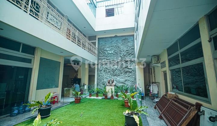 Rumah Menteng Cocok Investor Lokasi Dekat Agus Salim Area Tenang