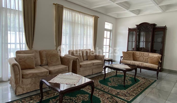 Move-in ready house in Kuningan, quiet area, fully furnished