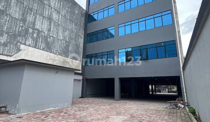 Gedung Baru Zona Komersil 6Lantai+Rooftop