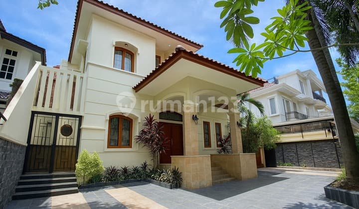 Elite House Near Mabes Senopati Dharmawangsa Kebayoran Baru
