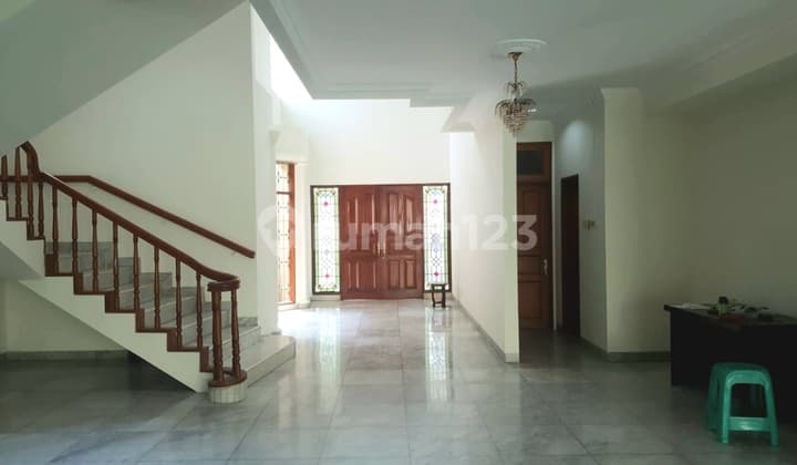 YLCH Menteng House Ready to Live CHEAP QUIET LOCATION with SWIMMING POOL