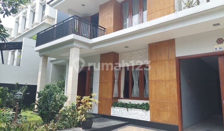 sewa rumah tenang area pondok indah siap huni ada kolam renang