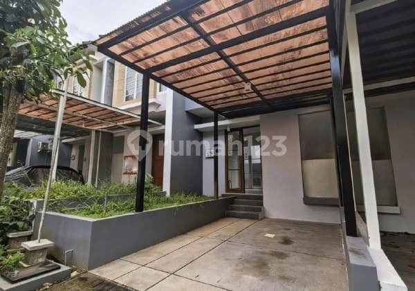 Rumah 2 Lantai Minimalis Modern di Valley Araya, Malang