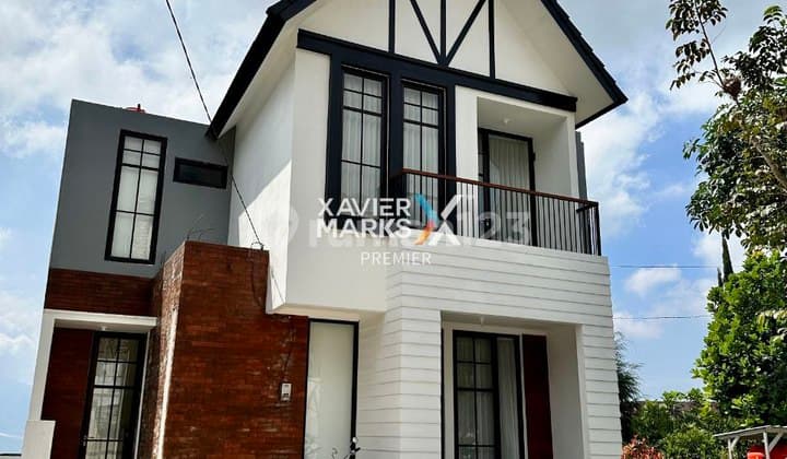Villa House in Good Condition and Ready to Occupy at Panderman Hill, Batu