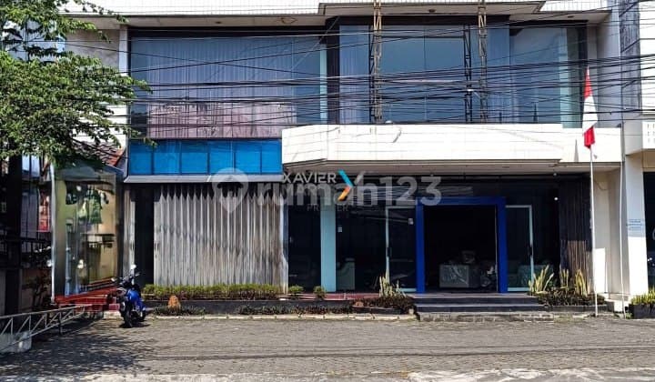 Ruang Usaha Strategis 2 Lantai di Poros Jalan Brigjen Slamet Riadi, Klojen Malang