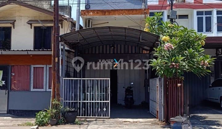 Ruko 2 Lantai Lokasi Strategis di Daerah Oro Oro Dowo, Klojen Kota Malang
