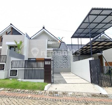Rumah di Ki Ageng Gribig Boulevard, Kedungkandang Malang