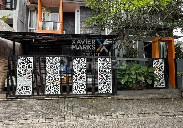 Furnished House with Private Pool at Boulevard Cluster Golf, Kota Araya Malang