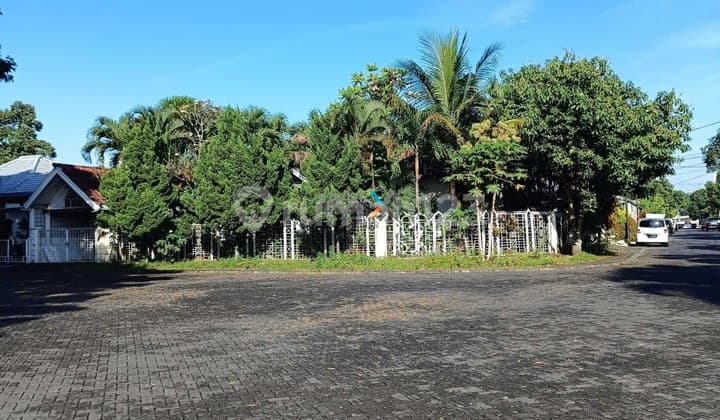 Rumah Strategis Posisi Hook di Blok Terdepan Pbi Araya Blimbing, Malang