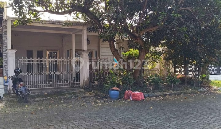 Rumah di Boulevard Pondok Blimbing Indah, Araya Malang