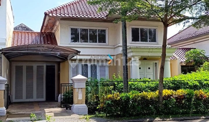 House with a Strategic Location on Riverside Housing Estate Boulevard, Blimbing Malang
