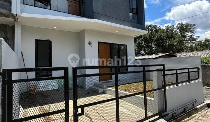 Dijual Rumah Di Komplek Kejaksaan Kreo