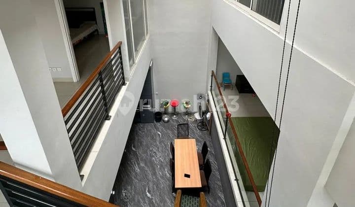 Nice House with Complete Facilities in Kebayoran Village Bintaro Jaya
