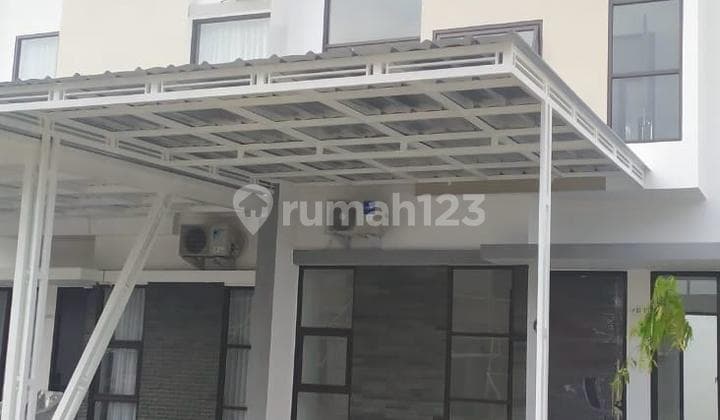 House for Rent Strategic Location Near Highway