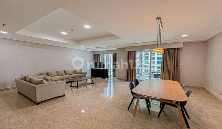 Rent Apartment Exclusive In Pakubuwono Residence 2+1br 208m2 Ff