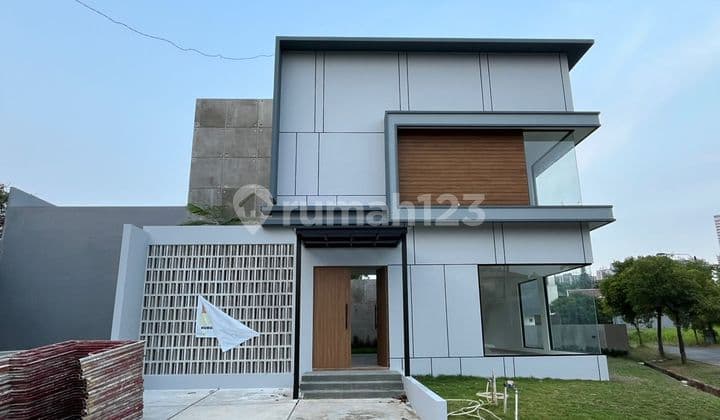 Dijual Rumah Mewah Jln Singgalang Raya 3 Bagus Dan Nyaman di Lippo Cikarang