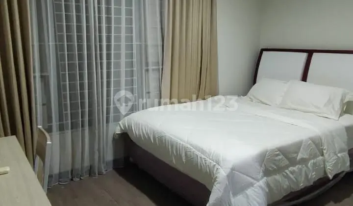 Sewa Rumah Full Furnished di The Patio, Lippo Cikarang