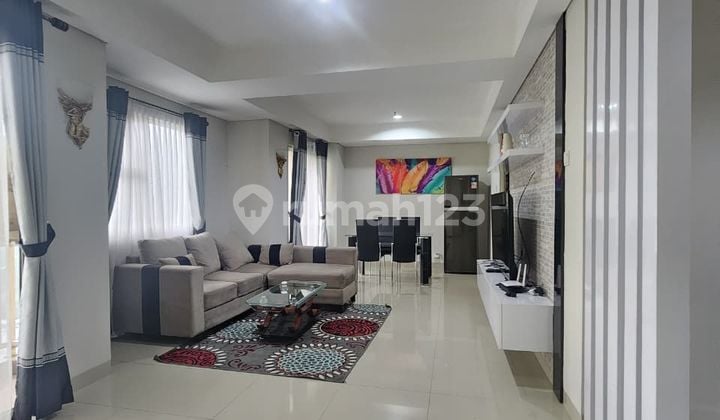 Living 114 Sqm - Elegant Apartment in a Premium Area
