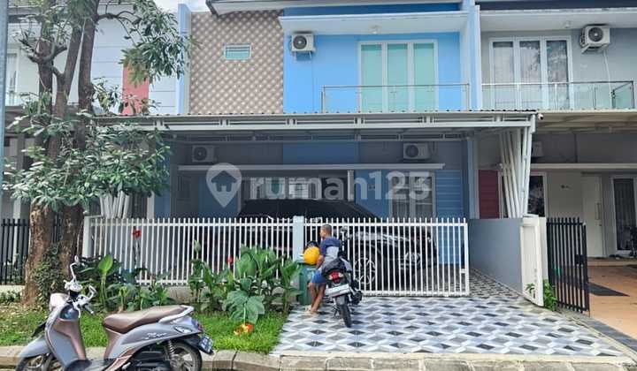 For Sale 2-Story Ready-to-Live House In Royal Spring - Makassar