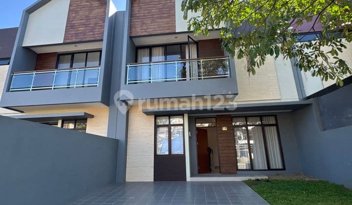 For Sale Modern House In Royal Spring Makassar - Royal Boulevard Cluster