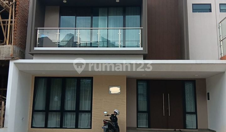 Dijual Rumah Mewah 2 Lantai di Golden Avenue, Cpi Makassar