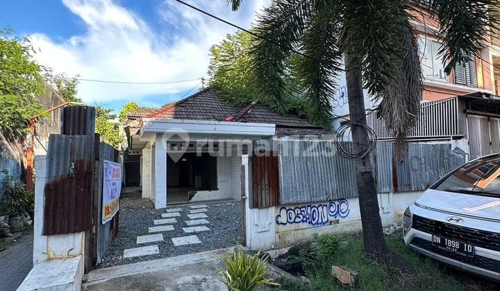 Dijual Rumah Lokasi Tengah Kota, di Jl. Kijang - Makassar