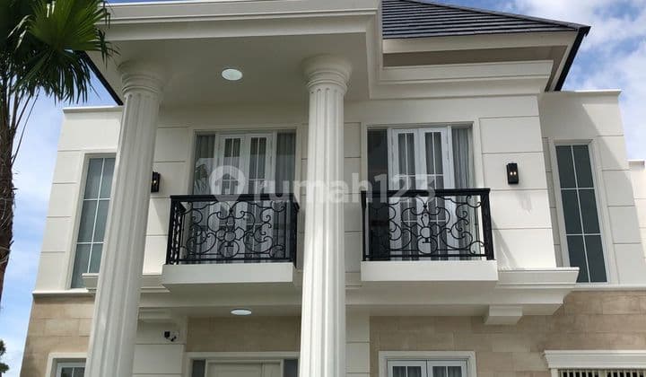 Luxury 2-Story House in CitraLand Tallasa City-Makassar
