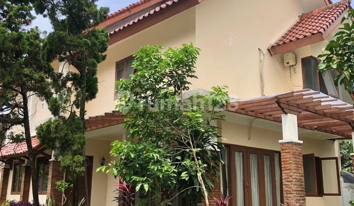 Disewakan Exclusive Townhouse Lebak Bulus