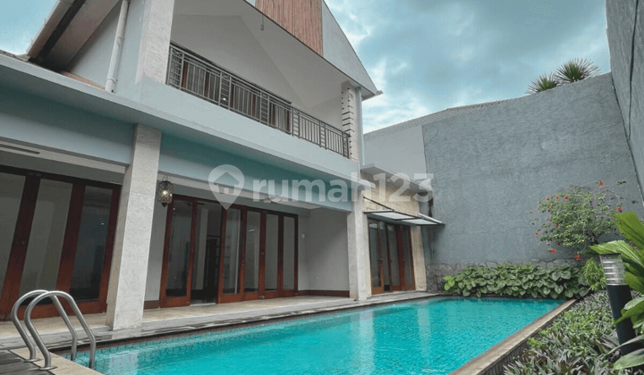 Dharmawangsa House Strategis Murah For Rent!