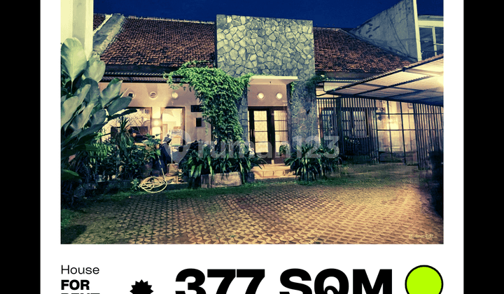 Disewakan Rumah Kebayoran Baru Jakarta Selatan