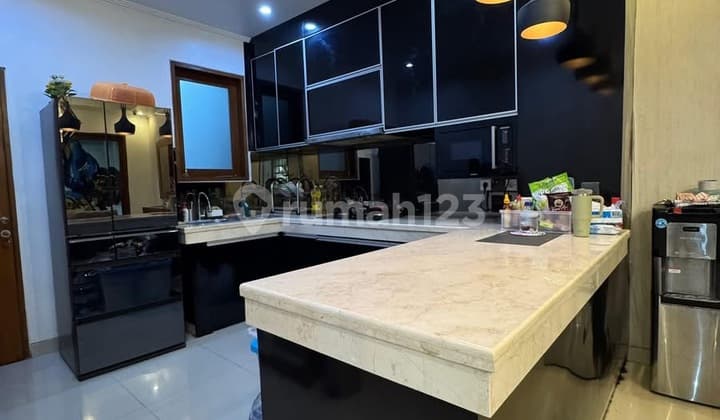 Rumah Mewah di Renon Siap Huni Fully Furnish