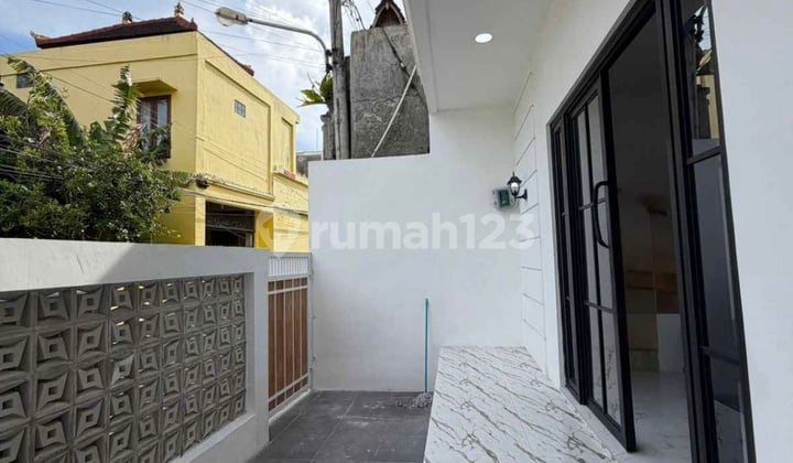Rumah Baru Siap Huni Harga Terjangkau di Pusat Renon Dekat Sanur