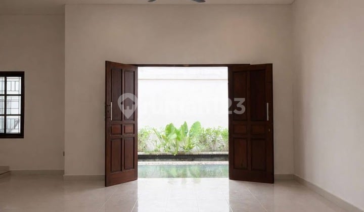 Ready to Occupied House, Strategic Location Near Bali Kidy Kerobokan