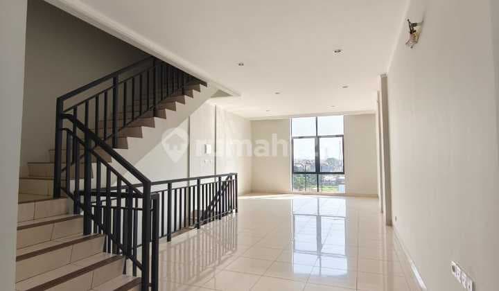 Summarecon Crown Gading. Bagus. Strategis