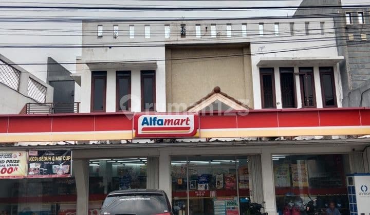 Rumah 2 lt strategis siap huni & usaha di Mampang. Ter Alfamart untuk diteruskan