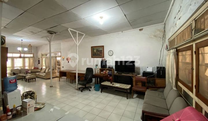 Bawah Njop 10.219 M, Rumah Klasik Jln Mangga Besar. Walking Distance Ke Mall Lokasari Square & Pusat Kuliner Jl Raya Mangga Besar.