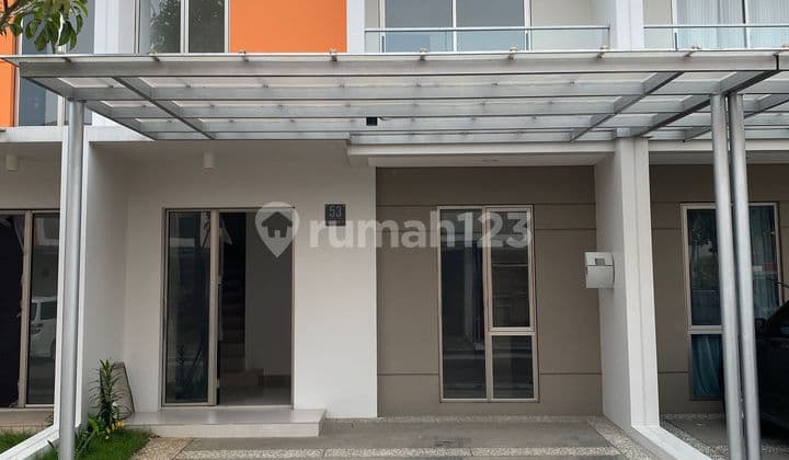 Rumah 2 lt di PIK2. Dekat Pantai Pasir Putih. Akses ke pusat kuliner.