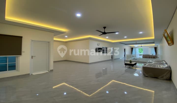 Selangkah Ke Roxy Mas. Rmh Mewah Baru 2 Lt. Strategis. Furnished