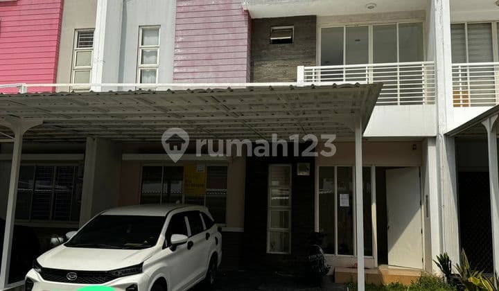 Rumah Greenlake Tenang Nyaman