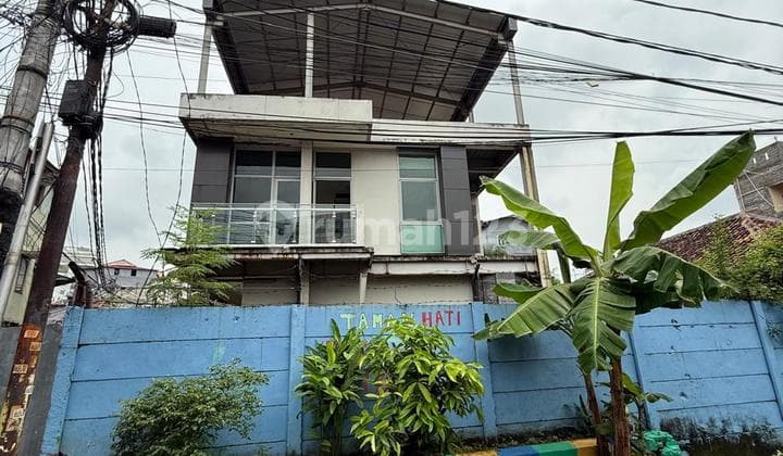 Dijual.rumah.tingkat Cikini