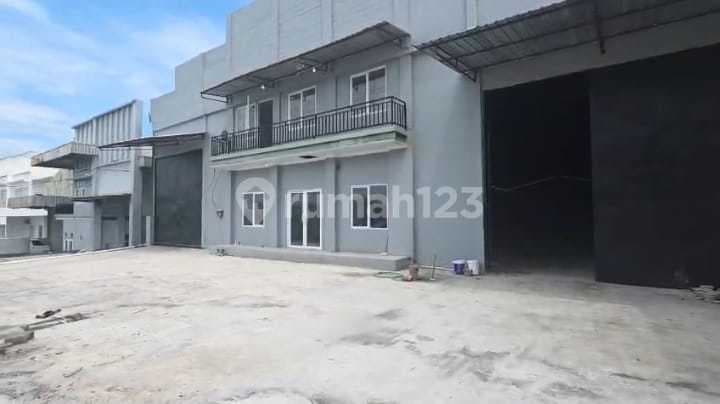 Gudang Lb 2100 di Kic Gatsu, Bangunan Baru, Siap Pakai